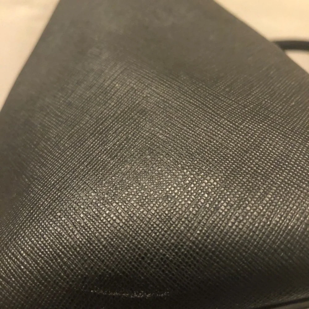 Michael kors black two way zipper bag satchel